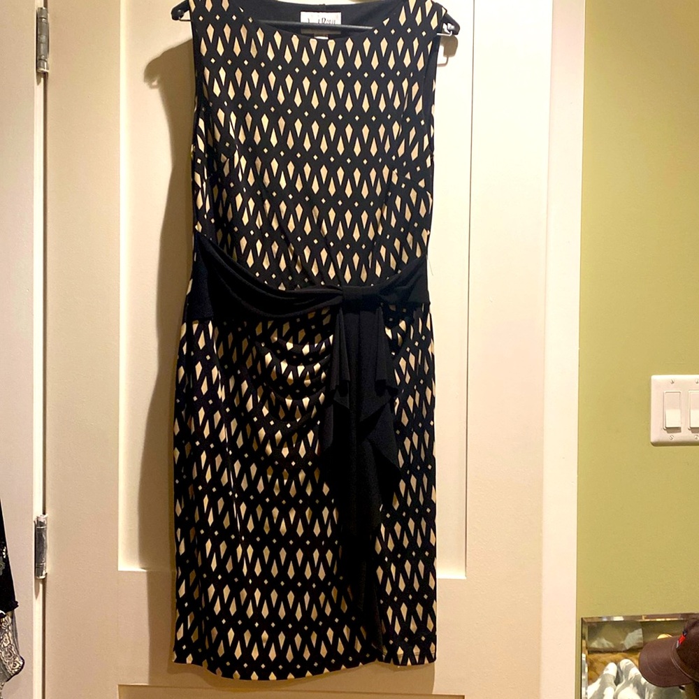 Amazing Joseph Ribkoff dress. Size 12